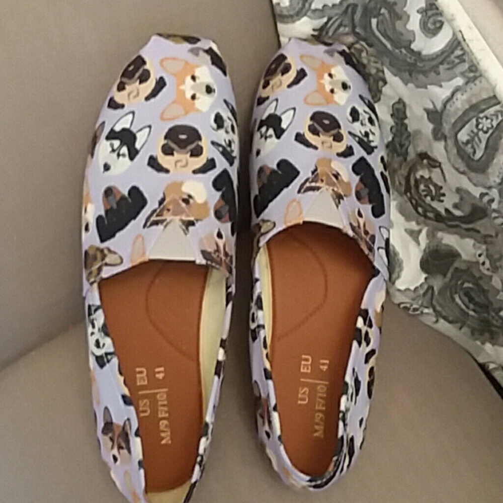 Adorable puppy print canvas shoes